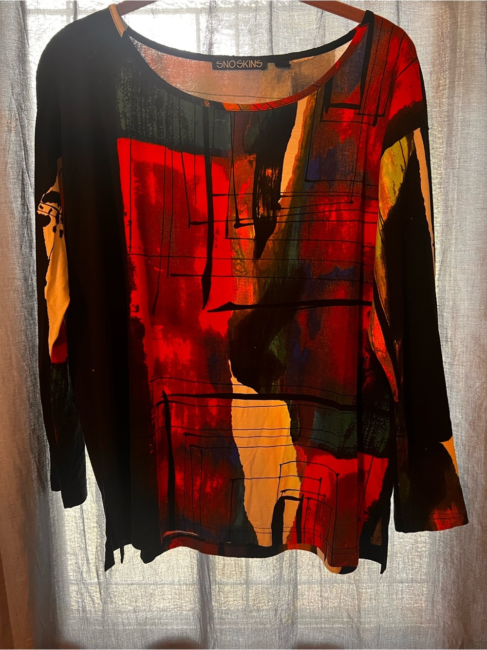 SNO SKINS Black Red Multi-Color Abstract Long Sleeve Top